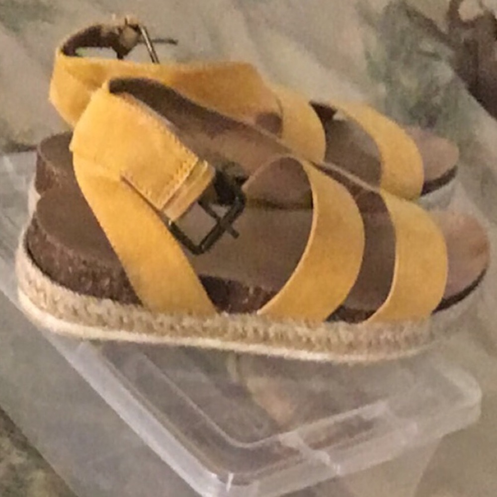 Suede stylish yellow sandals worn once
